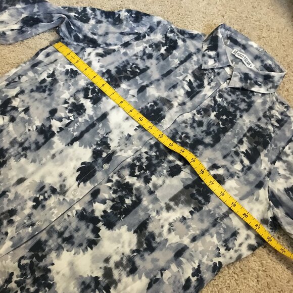 Coco Y Club White and Blue Floral Tie Dye Print Rayon Button Down Shirt - Picture 12 of 15